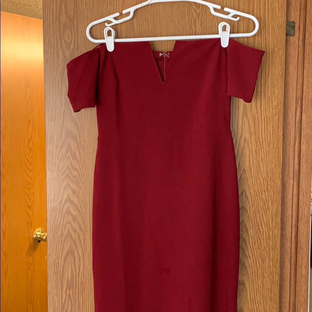 Lulus Off-the-Shoulder Maxi